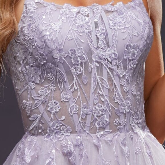 Ball-Gown/Princess Square Floor-Length Tulle Prom Ball Quinceañera Dress Lilac - Picture 6 of 13